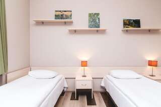 Отель Corner Hotel Вильнюс Четырехместный номер эконом-класса-1