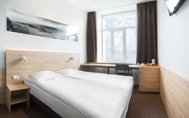 Отель Corner Hotel Вильнюс-5